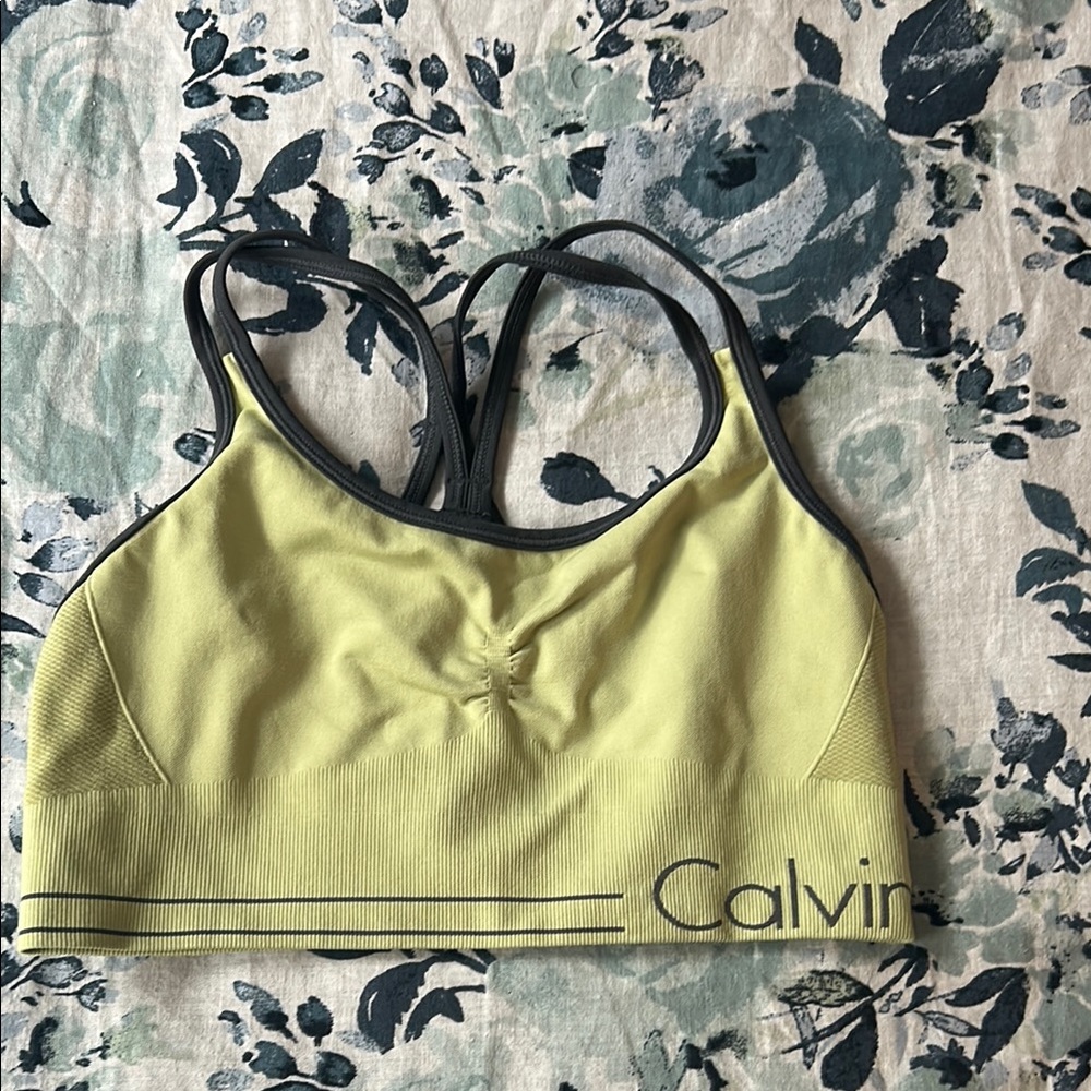 Calvin Klein Women's Yellow Sports Bra - Sz M